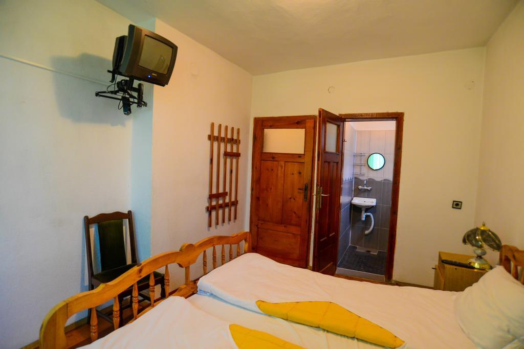 Topuzovi Guest House Dobrinischte Zimmer foto