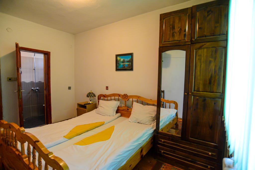 Topuzovi Guest House Dobrinischte Zimmer foto